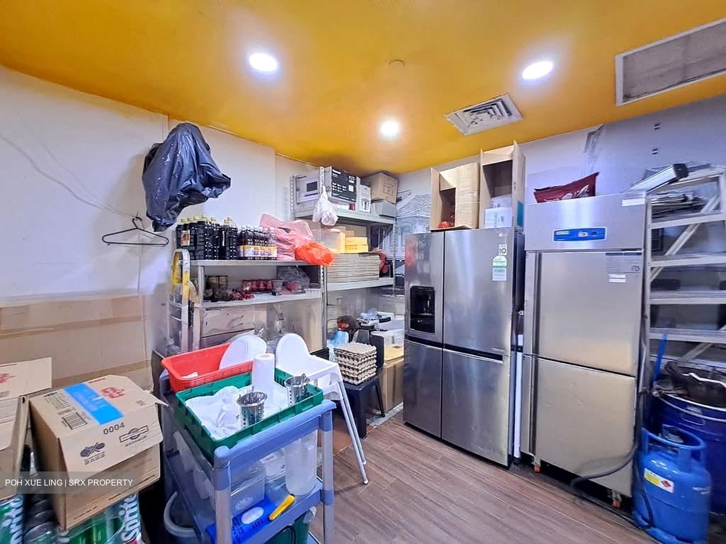 East Village (D16), Retail #539132481
